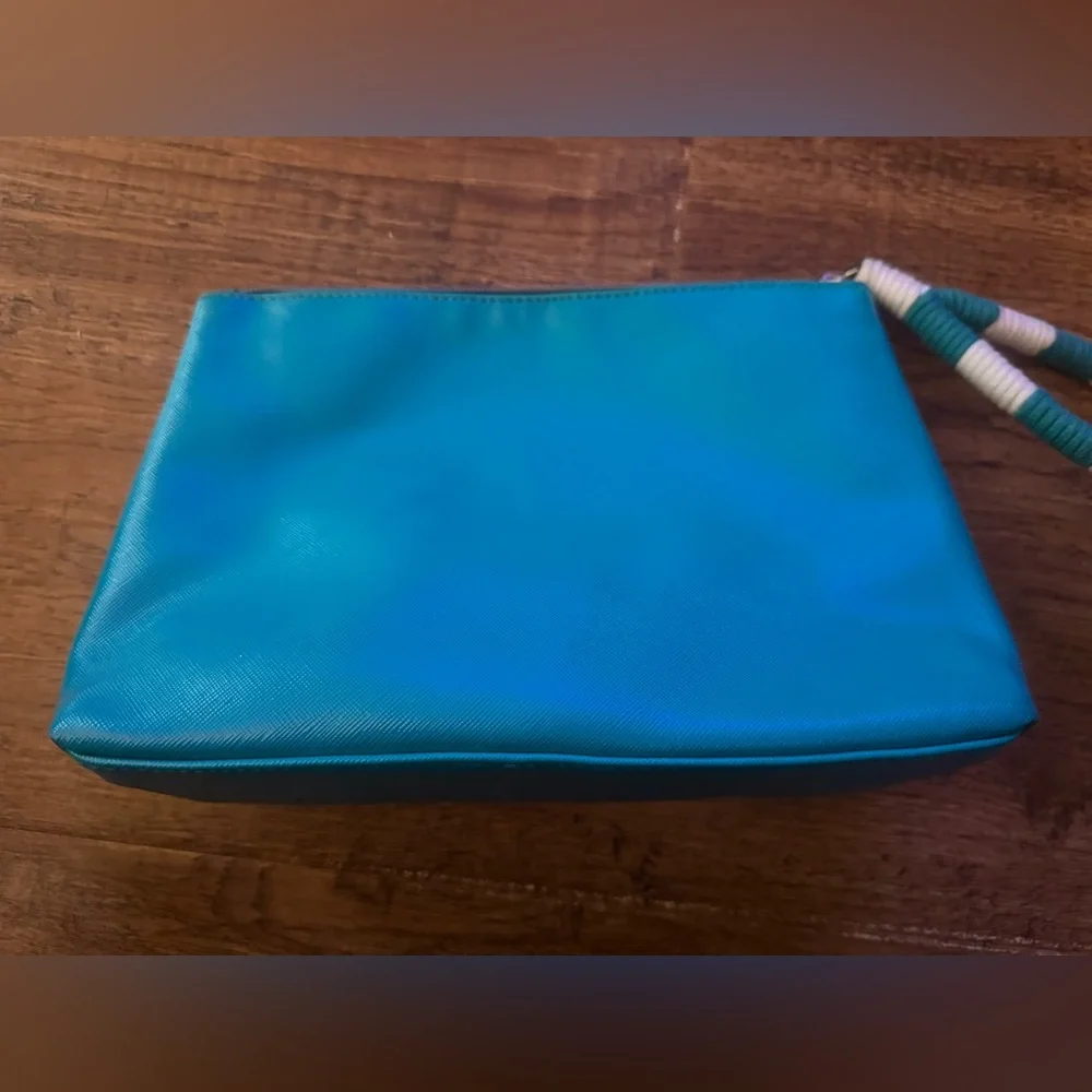 Victoria’s Secret large makeup travel bag